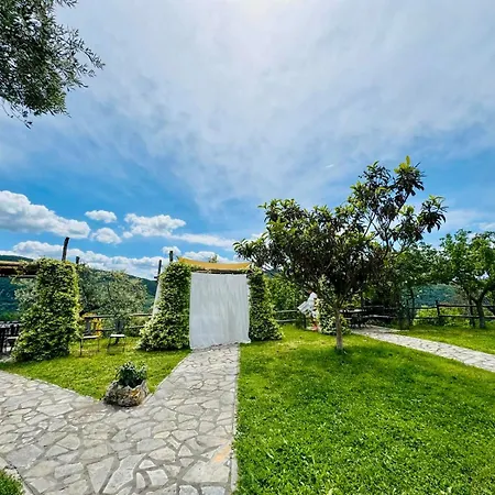 La Terrazza Su Farfa Séjour à la ferme Castelnuovo di Farfa